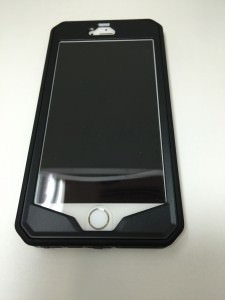 iPhone全体を覆うケース