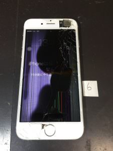 マンション5階から落下したiphone