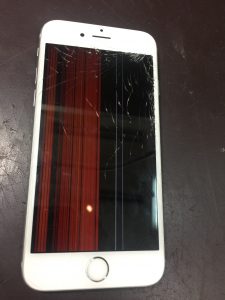 iPhone６ｓ液晶割れと表示不良