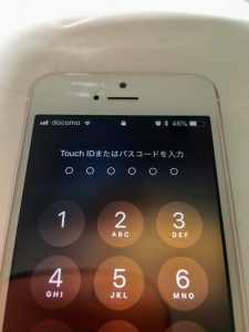 iPhoneSE液晶パネル交換完了