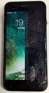iPhone7ガラス、液晶割れ