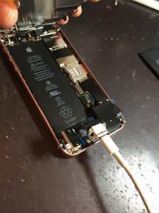 充電ドックを仮付けして動作確認