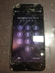 iPhone6ｓガラス割れ修理前