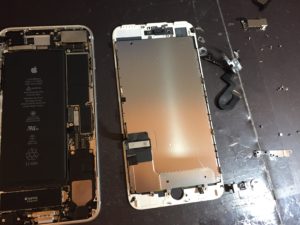 内部には損傷ないようです