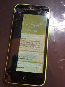 表示不良とタッチ操作不可のiPhone5c