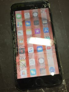 縦線が出て見えにくいiPhone7