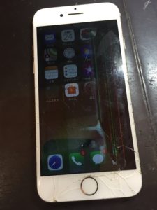 液漏れとタッチ不良のiPhone7