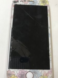 起動はしてるけど真っ暗のiPhone7