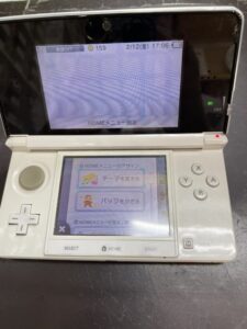 画面の一部が押されっぱなし状態で操作不可の3DS