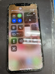 バイクから走行中に落下したiPhone11Pro